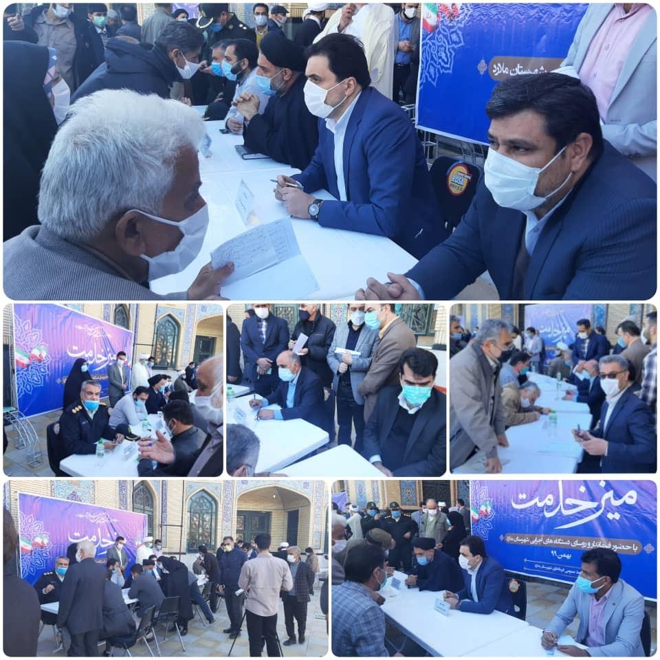 برگزاری میز خدمت بعد از نماز جمعه