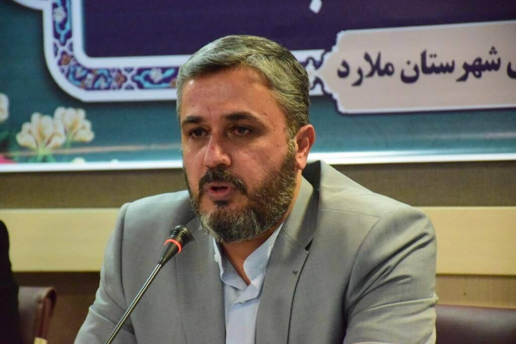 فرماندار ملارد: تابلوهای تبلیغ فروش ویلا و باغ از سطح شهرستان جمعآوری شود