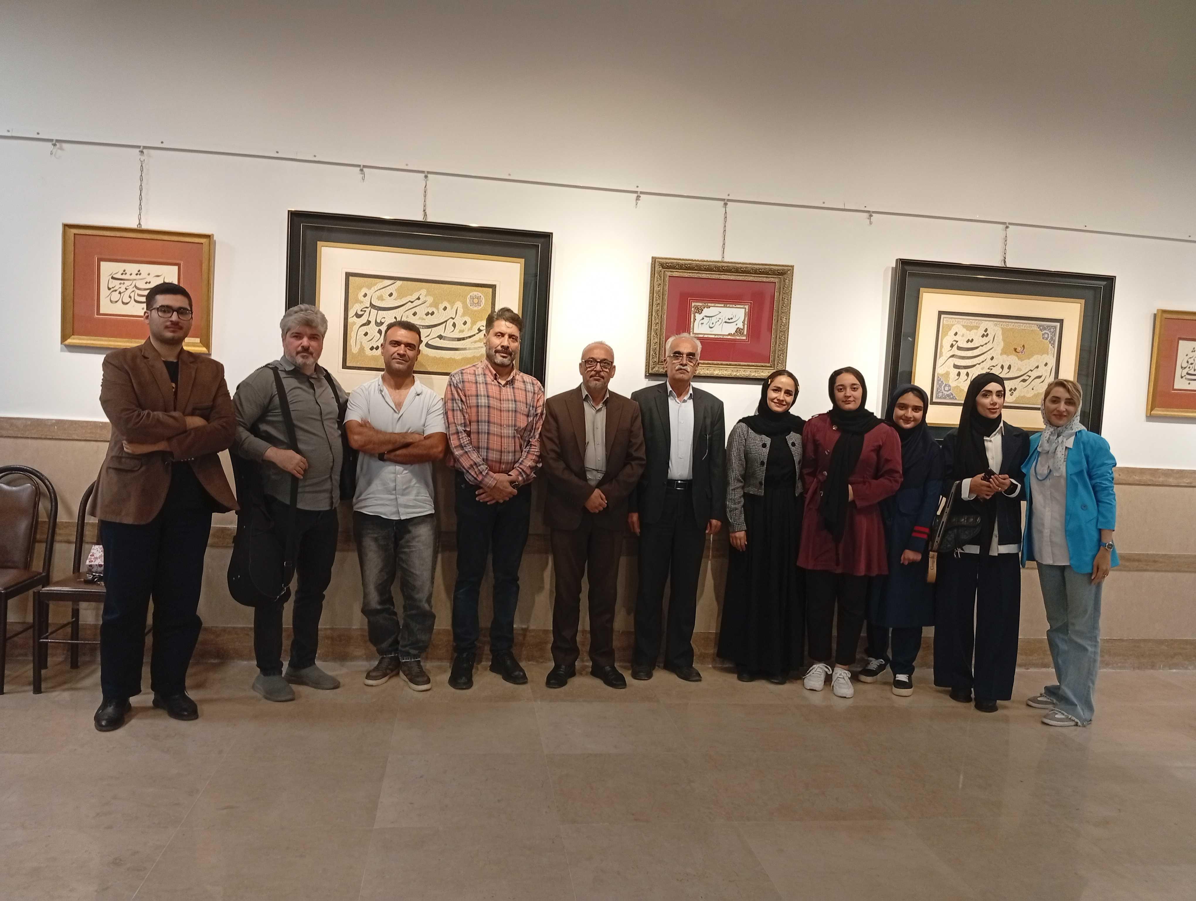 محفل شعرخوانی در مجتمع فرهنگی هنری سلمان هراتی شهرستان ملارد