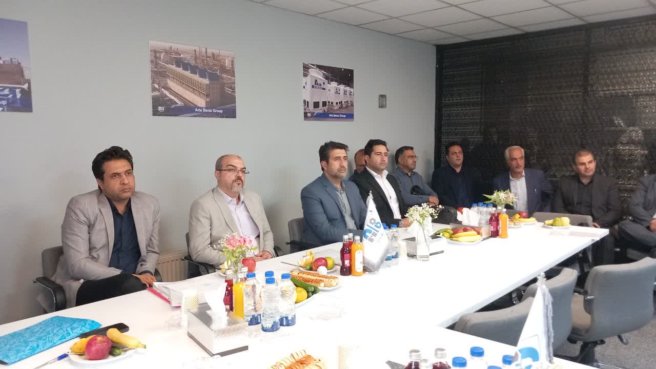 مشکلات ۱۰ واحد تولیدی در ستاد تسهیل و رفع موانع تولید ملارد بررسی شد