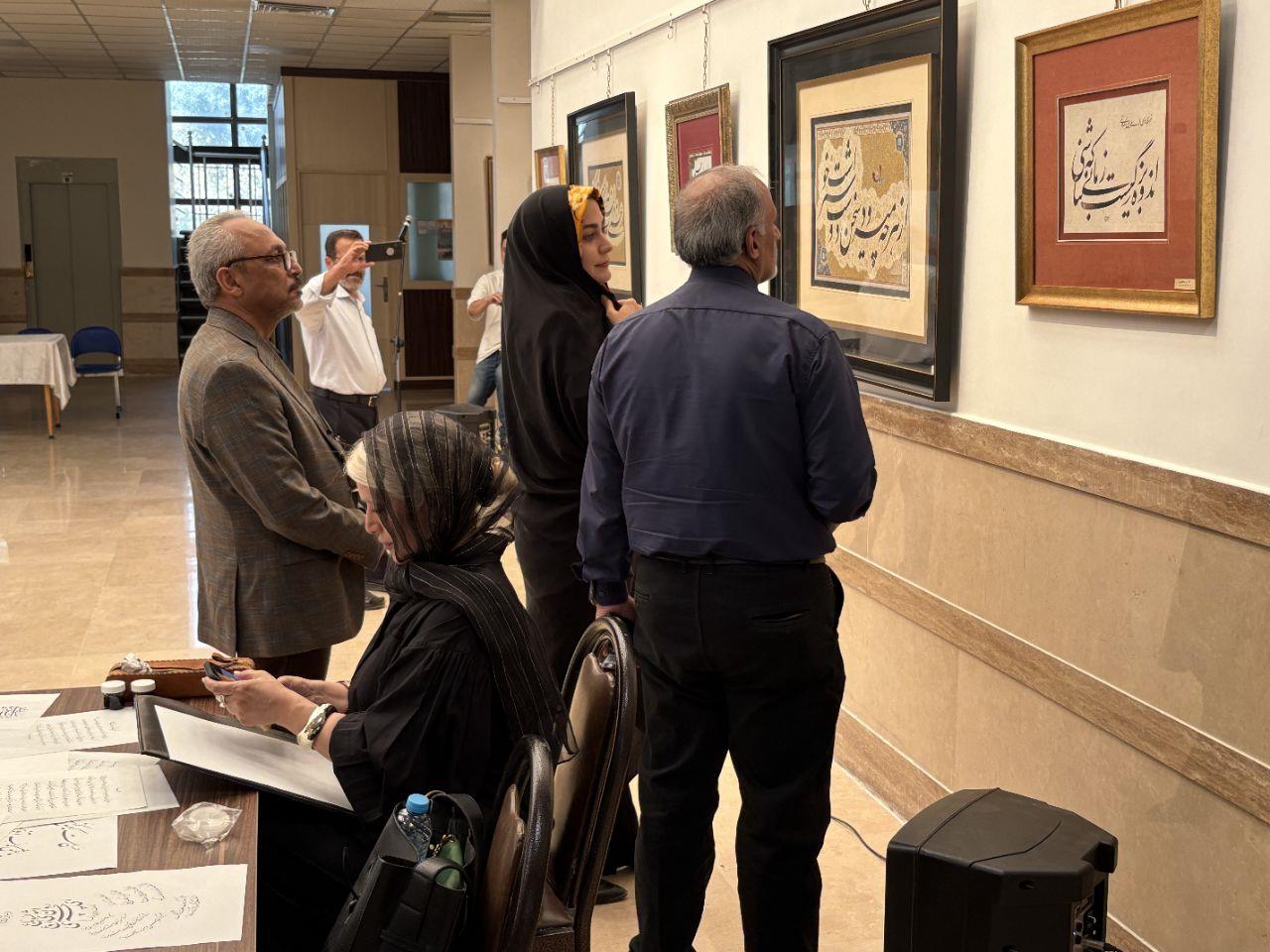 نمایشگاه خوشنویسی لوح و قلم در ملارد رونمایی شد
