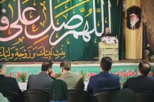 بدرقه دختران شهر ملارد با شهدا در مسیر راهیان نور