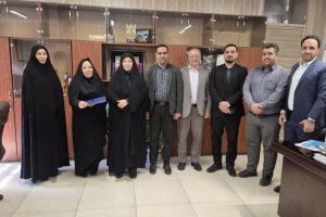 تقدیر بخشدار مرکزی ملارد از زحمات رئیس وقت اداره کتابخانه‌های عمومی ملارد