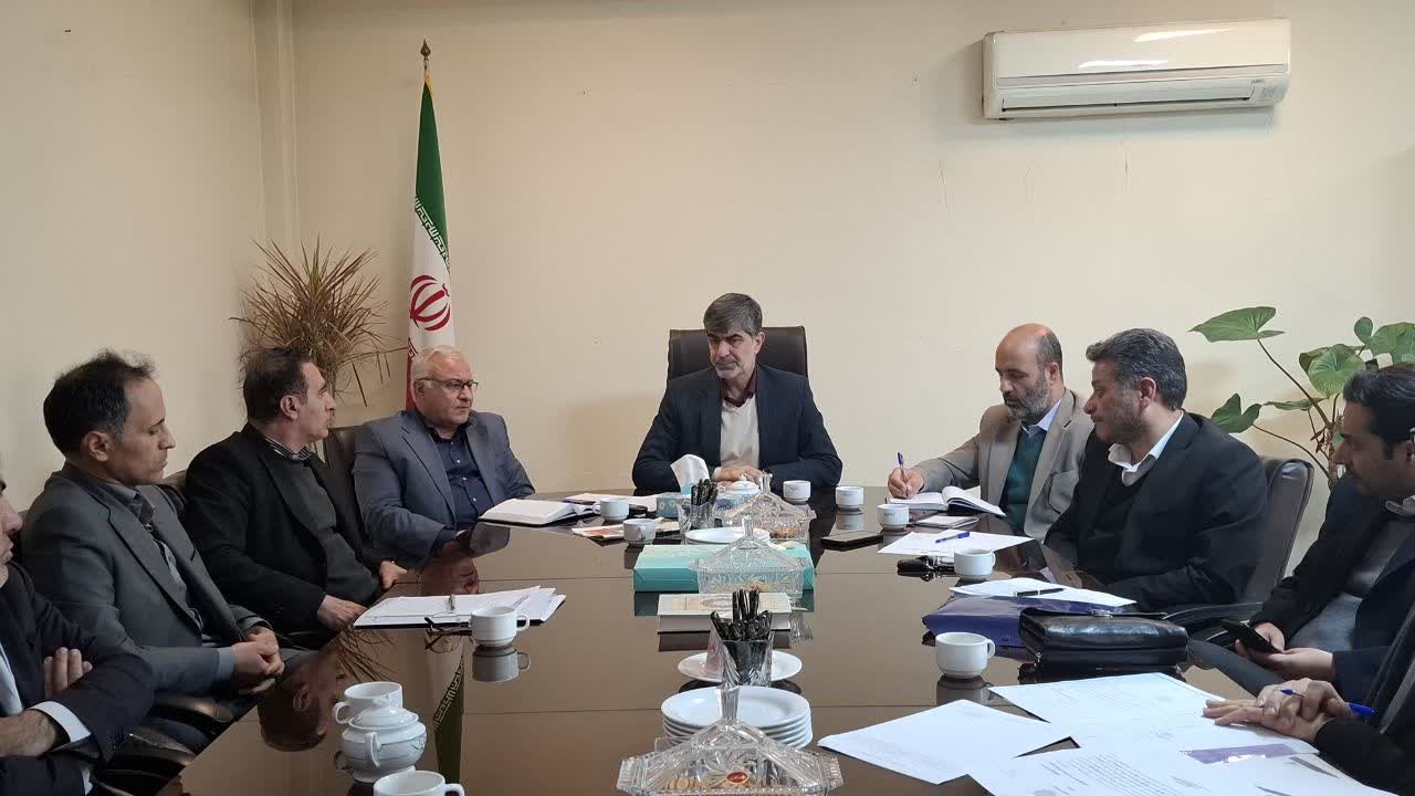 مشکلات مالیاتی ۳ واحد تولیدی ملارد بررسی شد