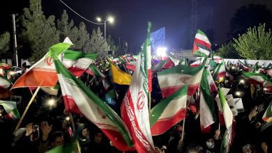 حق وردی : حمایت مردم از جبهه دیپلماسی ضروری است