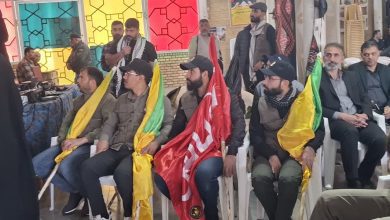 پرچم حرم امام حسین (ع) به خانواده شهدای ملارد اهدا شد