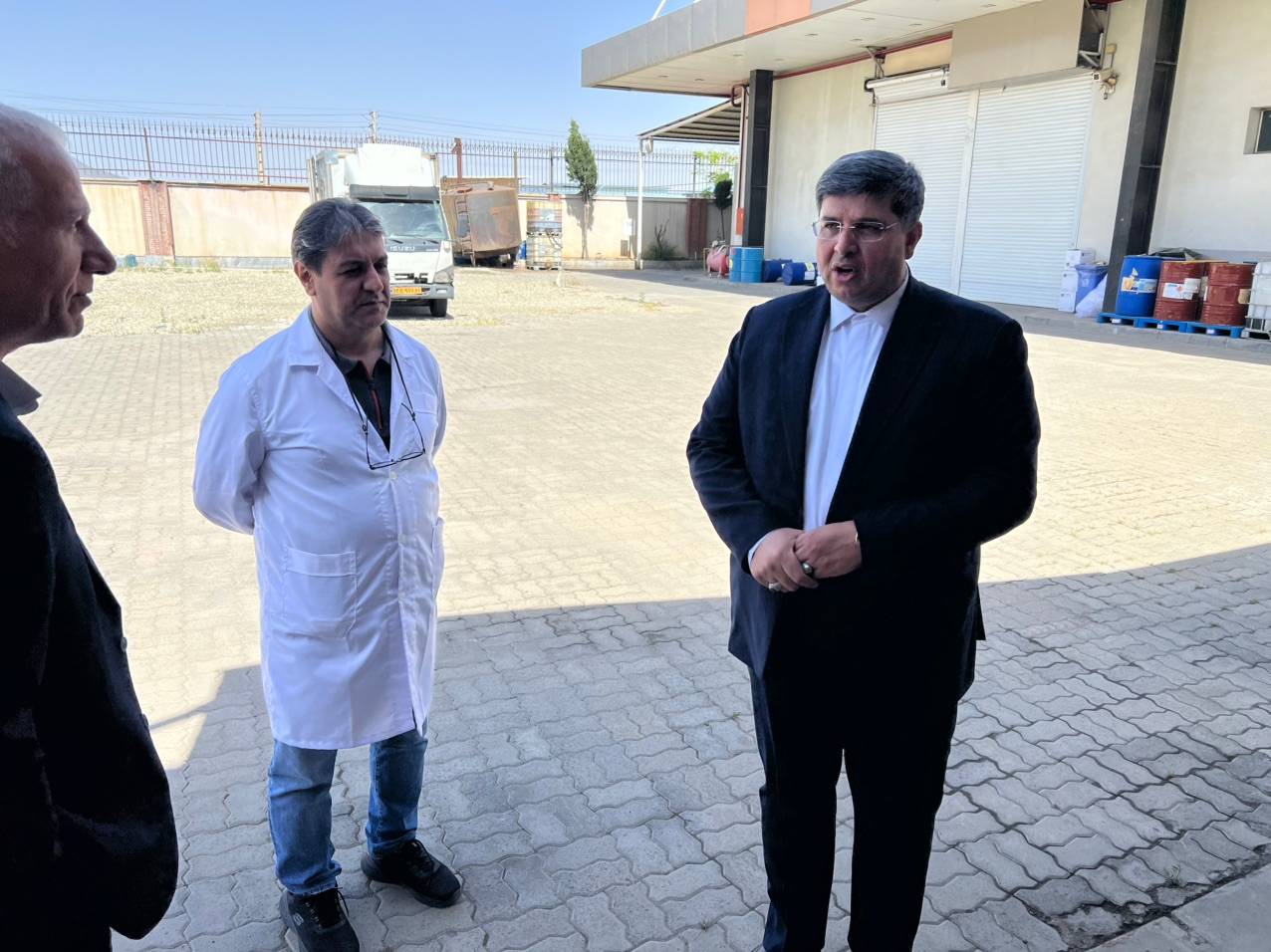 بازدید محیط زیست ملارد از واحد بزرگ تولید محصولات آرایشی و بهداشتی