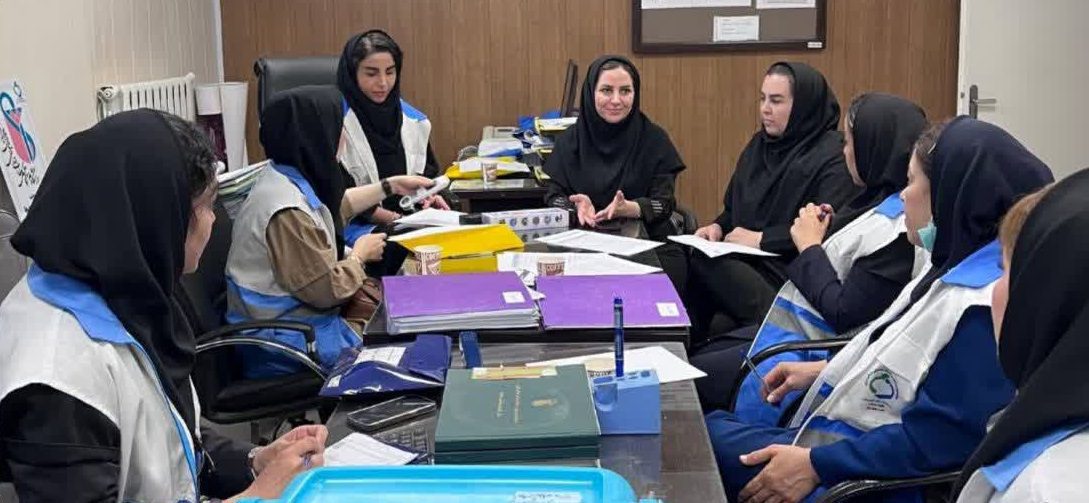 آماده‌باش کامل تیم‌های بهداشت محیط ملارد در مراسم وداع با رهبر شهید