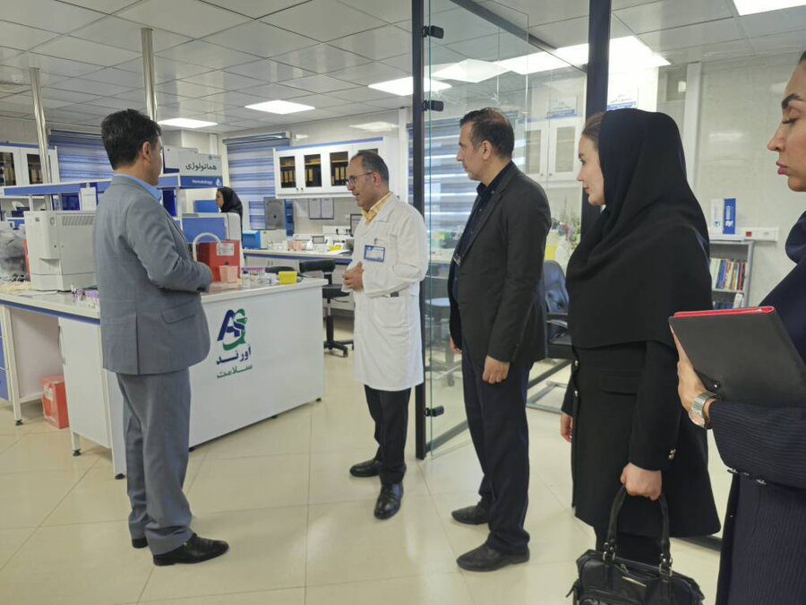 بازدید رئیس بهزیستی ملارد از اشتغال توانخواهان در شرکت سازه گستر مدحت