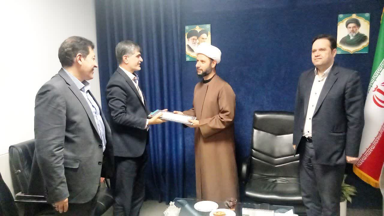تقدیر فرماندار ملارد از امام جمعه صفادشت در سالروز نماز جمعه