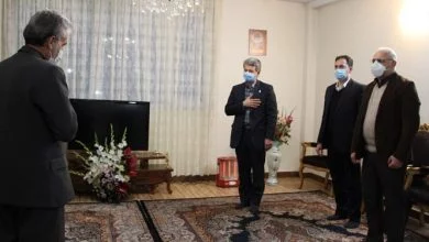 دیدار رئیس دانشگاه علوم پزشکی ایران با خانواده شهید مدافع سلامت ملارد