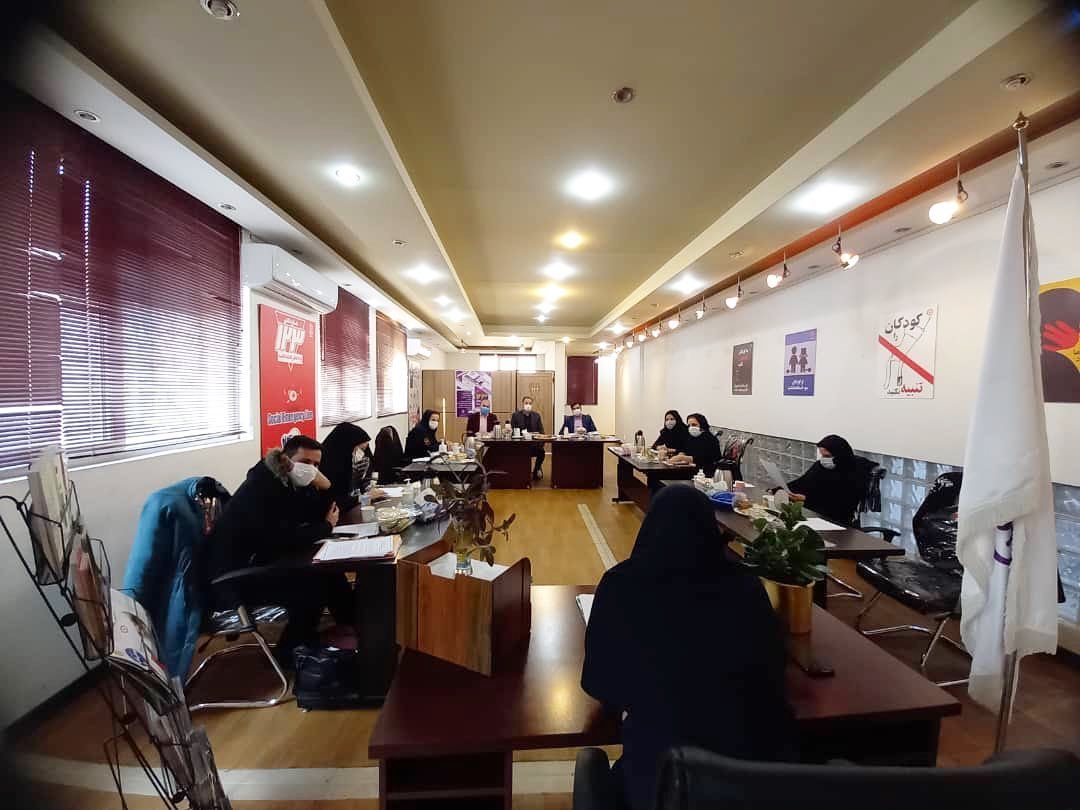تشکیل ششمین نشست Case Report در محل اورژانس اجتماعی بهزیستی استان تهران