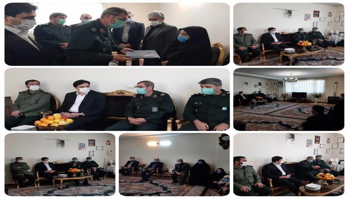 دیدار و تکریم از خانواده شهید مدافع سلامت محمد رضایی