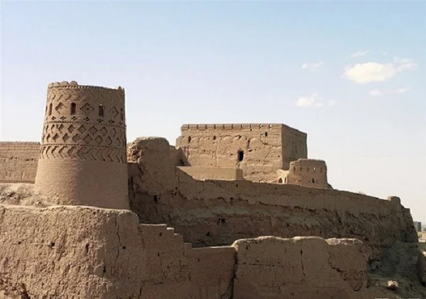 قلعه ارغش آباد بخش صفادشت شهرستان ملارد