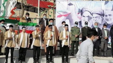 گزارش تصوريری حضور پرسنل و نيروهاي اورژانس اجتماعی اداره بهزيستی شهرستان ملارد در راهپيمايی ٢٢ بهمن
