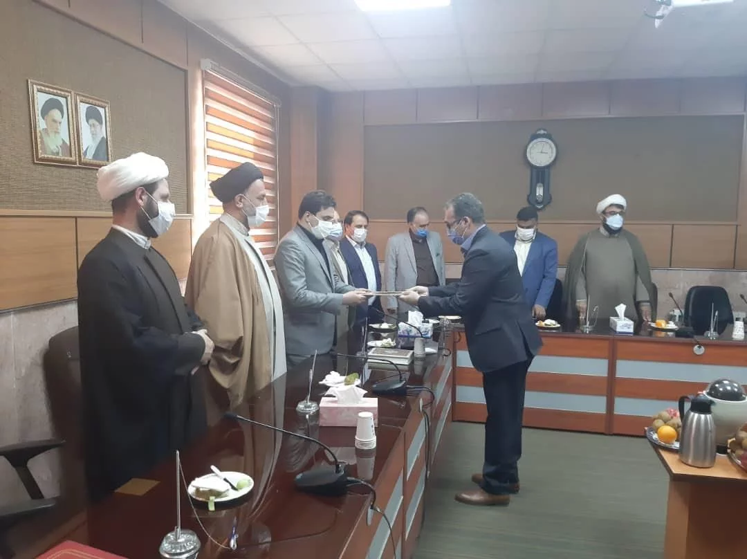 تقدیر از روسای بانک های بخش صفادشت