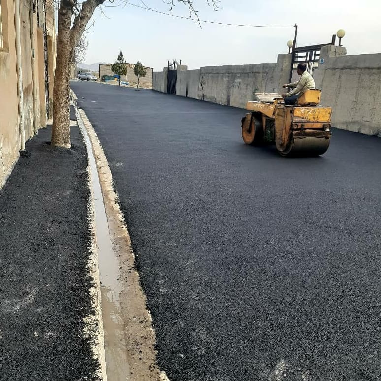 آسفالت کوچه نسترن به همت دهیاری و شورای اسلامی ارغش آباد