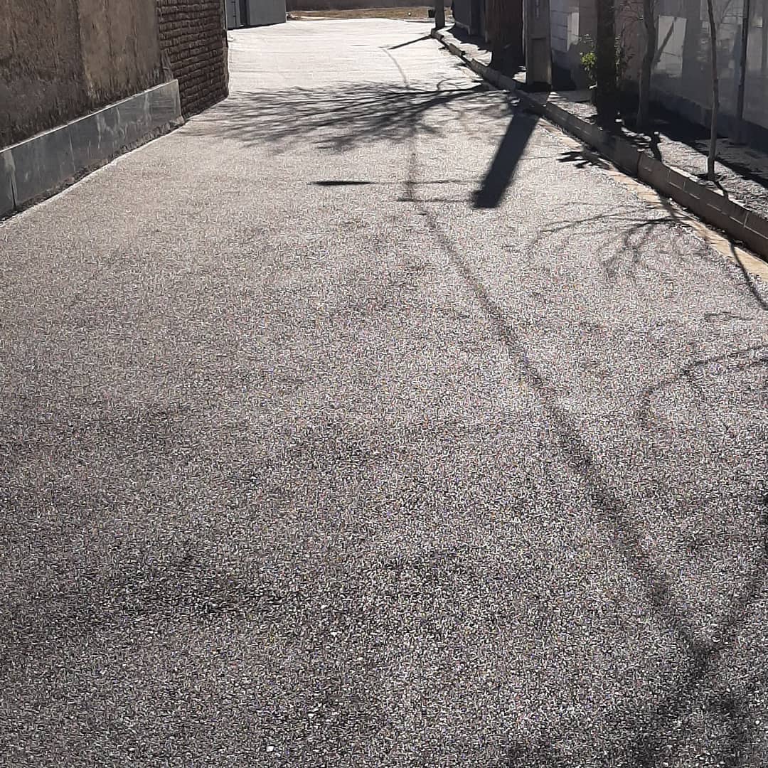 آسفالت کوچه نسترن به همت دهیاری و شورای اسلامی ارغش آباد