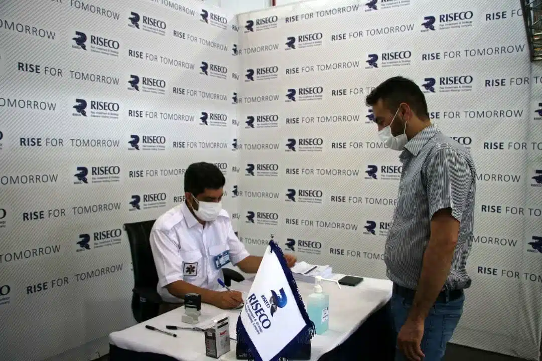 پایان مرحله اول واکسیناسیون بزرگترین شهرک غیردولتی صنعتی کشور در مجتمع صنعتی رایزکو با همکاری دانشگاه علوم پزشکی ایران