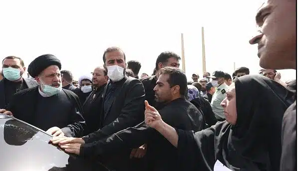 رییس جمهور درسالروز شهادت مولای متقیان پای درد دل محرومان نشست