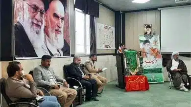 امام جمعه ملارد: شاعران نسبت به مسائل فرهنگی و اقتصادی نباید بی‌ تفاوت باشند