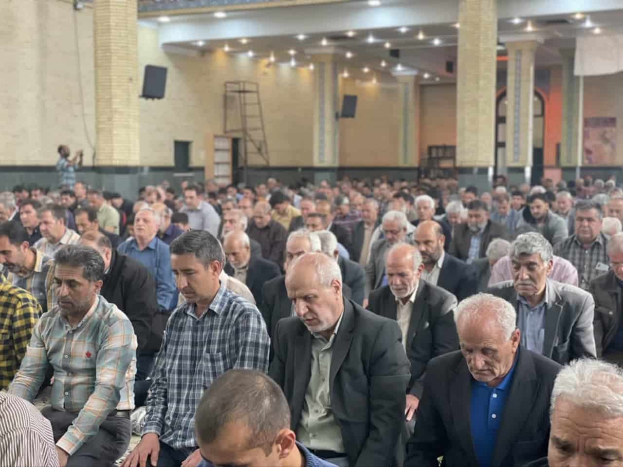 شکوه بندگی در اقامه نماز عید فطر ملارد
