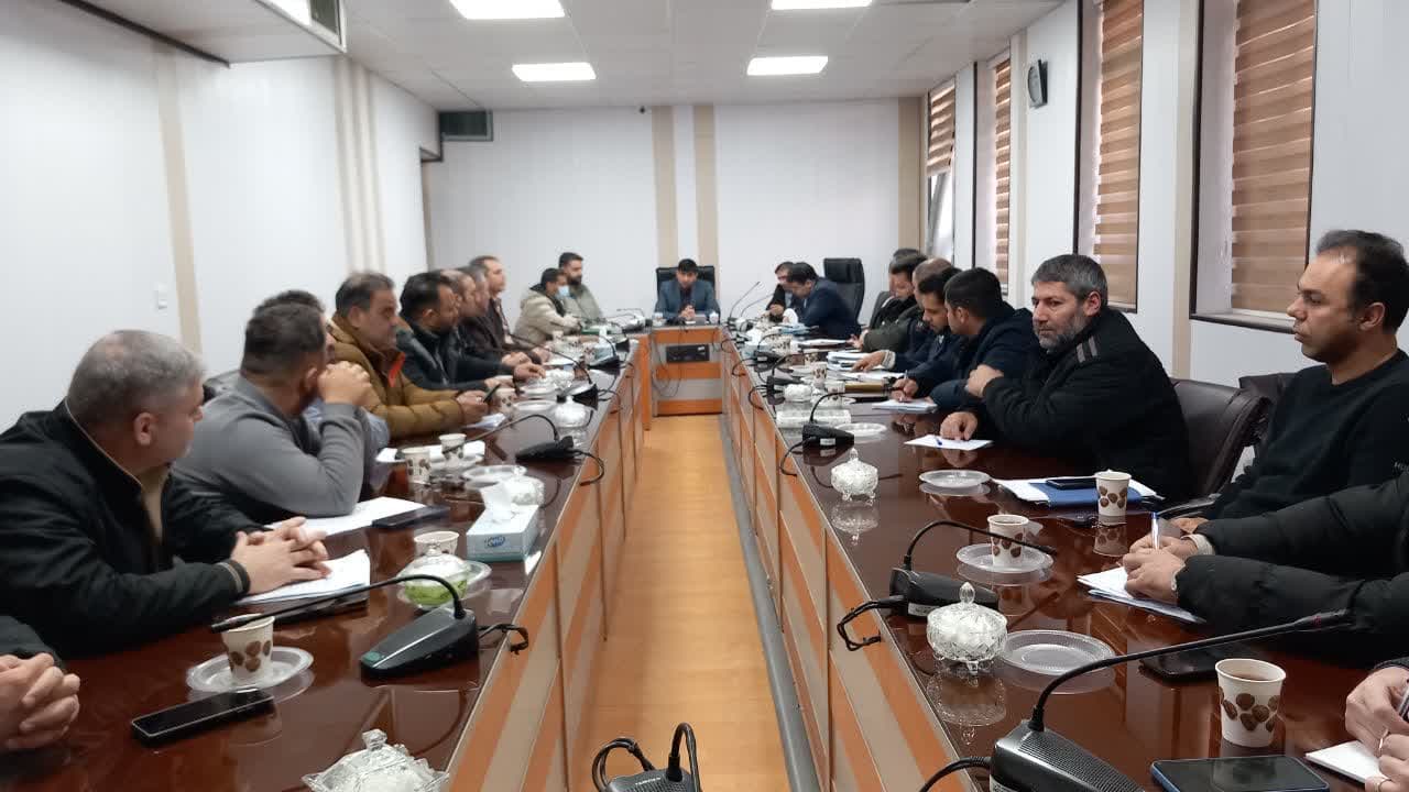 نشست هم اندیشی دهیاران بخش صفادشت با موضوع بررسی وضعیت روستا و دهیاری