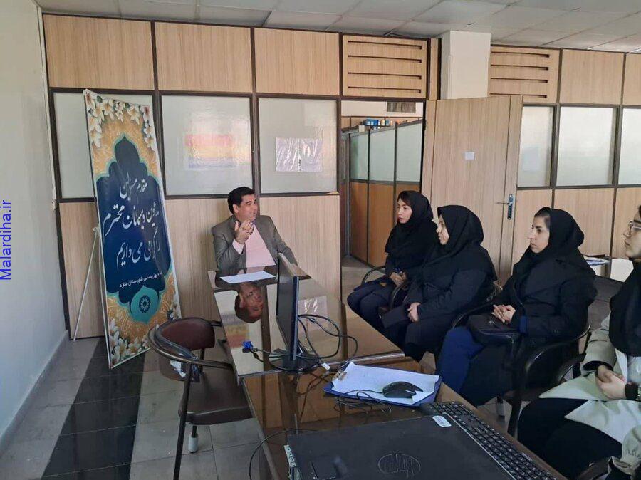 بررسی عملکرد یکساله تسهیلگران CBR اداره بهزیستی