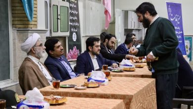 برگزاری میز خدمت مقامات قضایی و انتظامی ملارد در مسجد جامع حضرت ابوالفضل (ع)