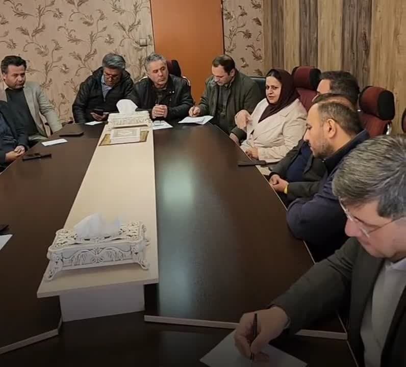 جلسه هماهنگی گرامیداشت روز درختکاری و هفته منابع طبیعی در سازمان سیما منظر و فضای سبز شهری شهرداری ملارد