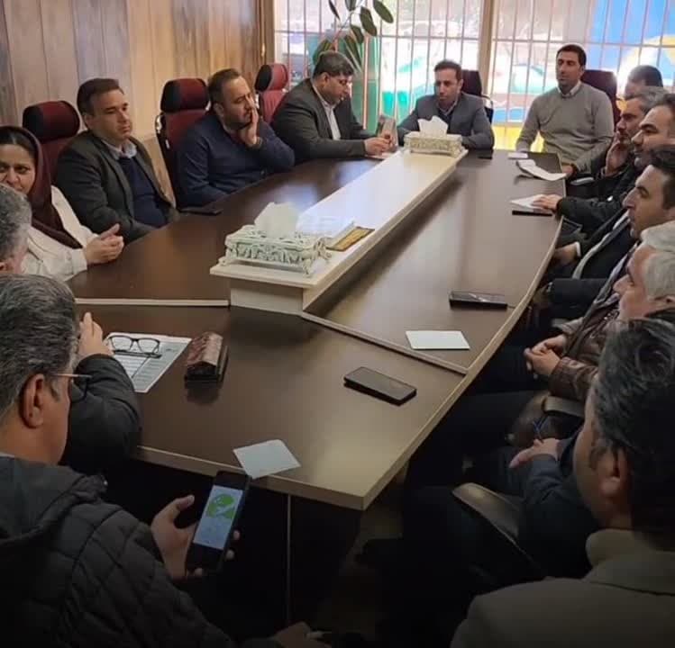 جلسه هماهنگی گرامیداشت روز درختکاری و هفته منابع طبیعی در سازمان سیما منظر و فضای سبز شهری شهرداری ملارد