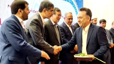 خیرین مدرسه ساز شهرستان ملارد تجلیل شدند