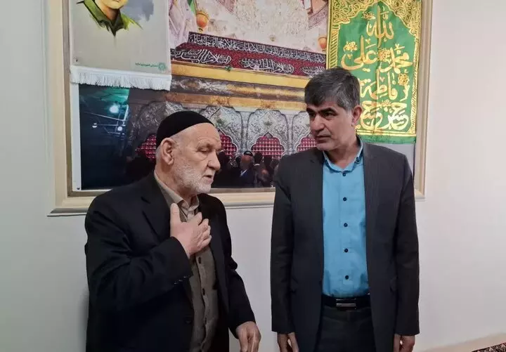دیدار نوروزی فرماندار ملارد با خانواده شهیدان قربانی و اوزوم چلویی