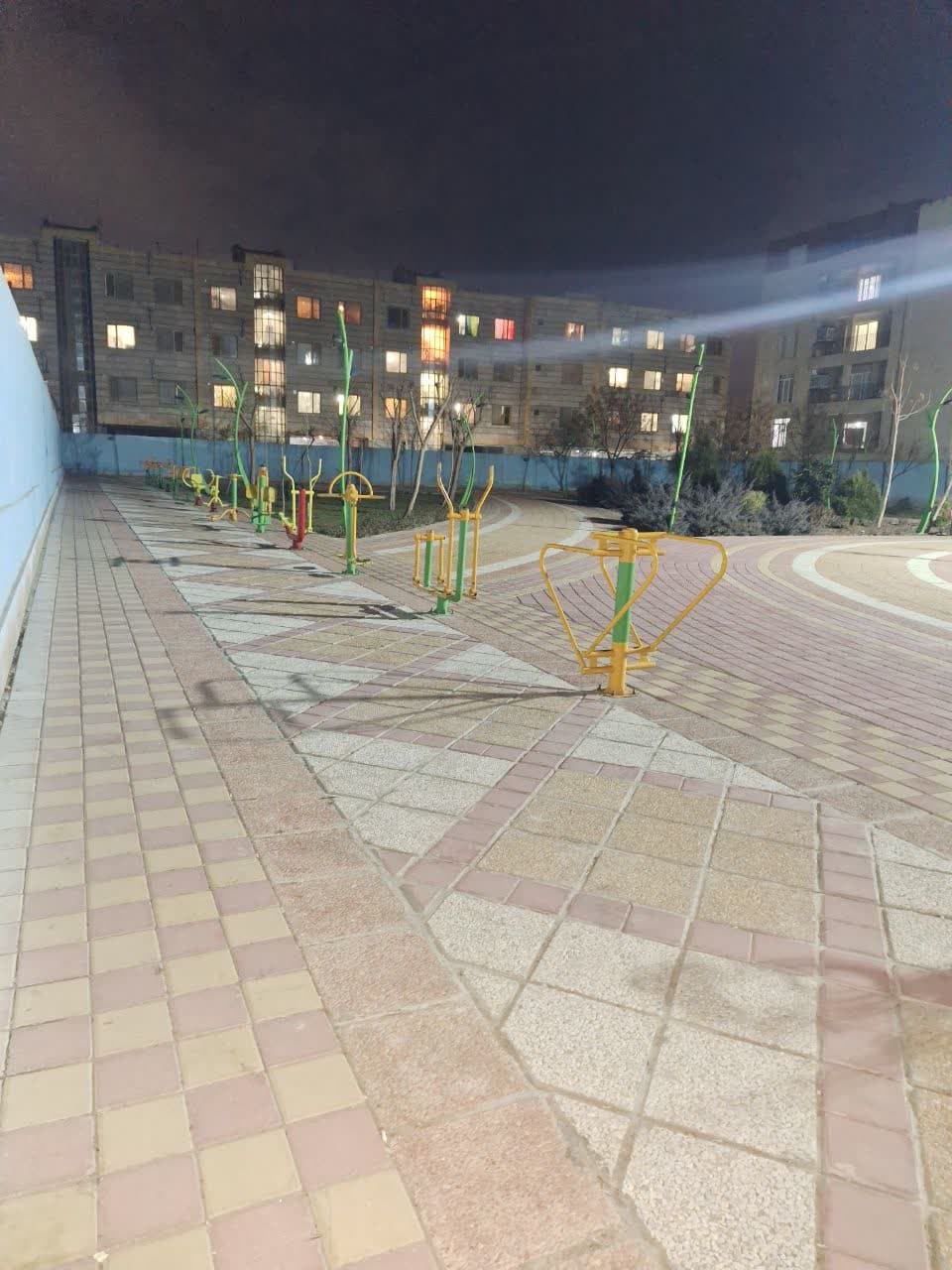 نظافت بوستان ها و فضای سبز شهری ملارد