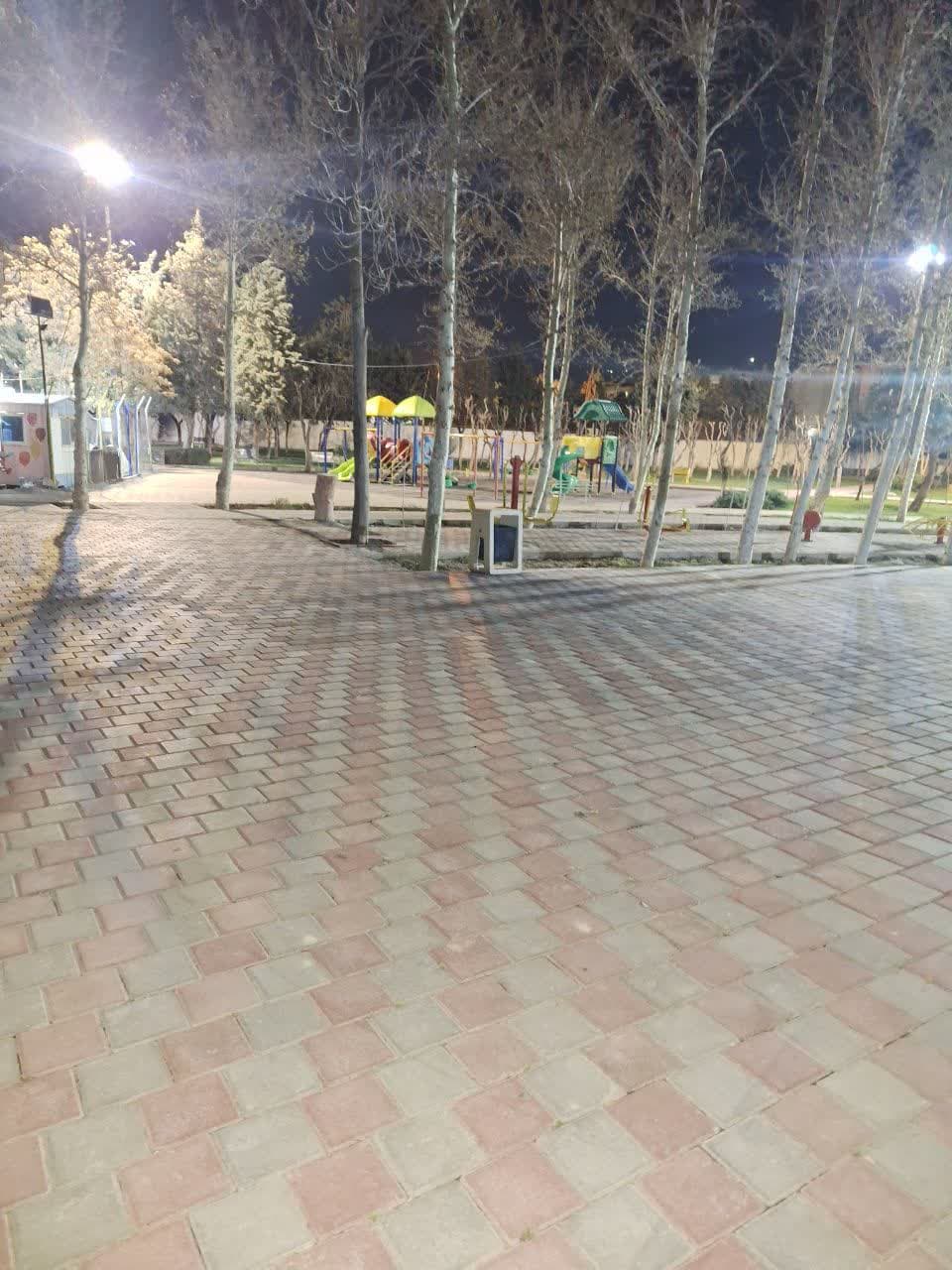 نظافت بوستان ها و فضای سبز شهری ملارد