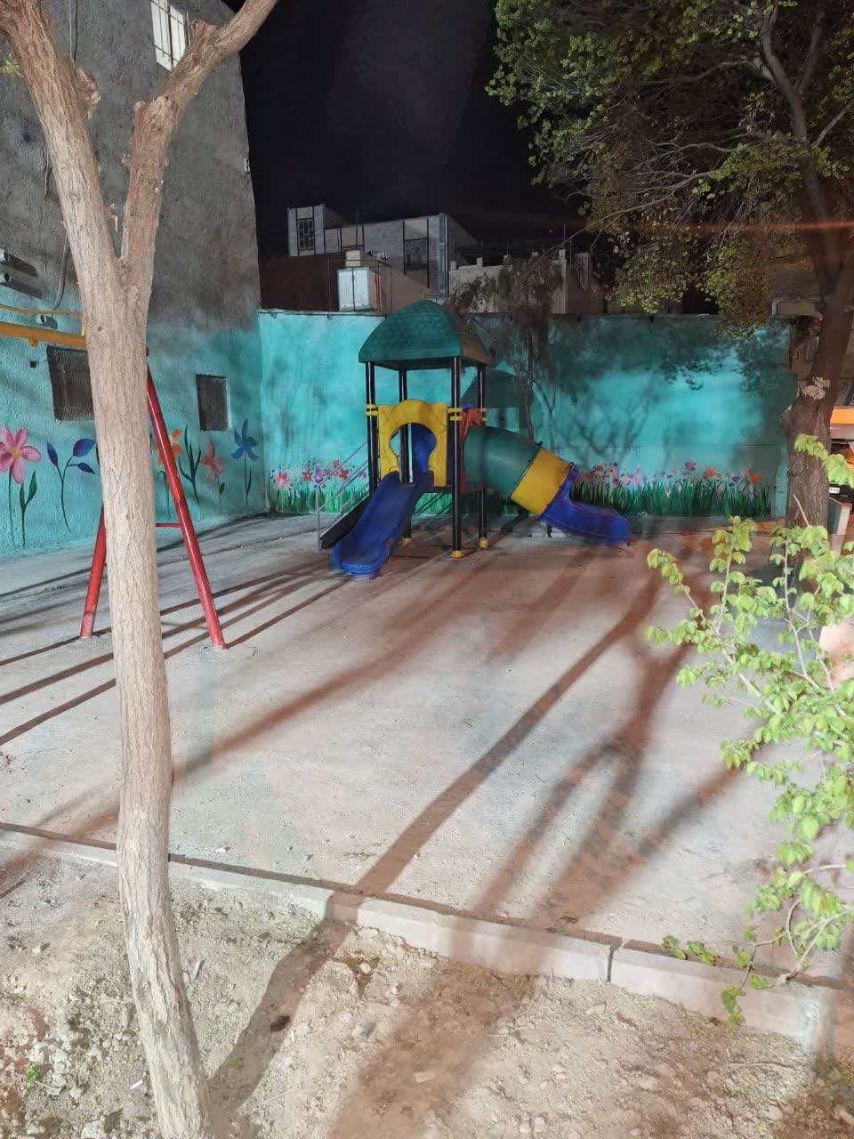 نظافت بوستان ها و فضای سبز شهری ملارد