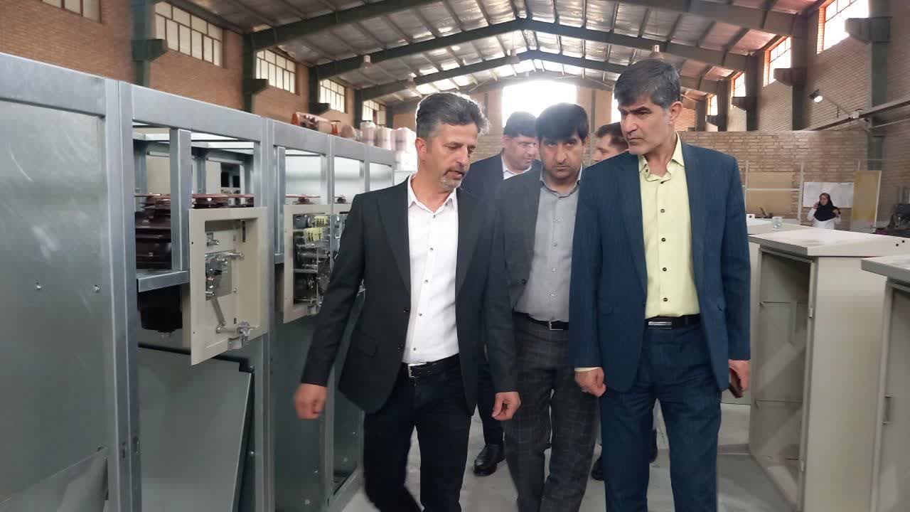بررسی میدانی مشکلات یک واحد تولیدی با حضور سرپرست فرمانداری ملارد