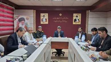 تکریم جایگاه معلمان، وظیفه همگان است-