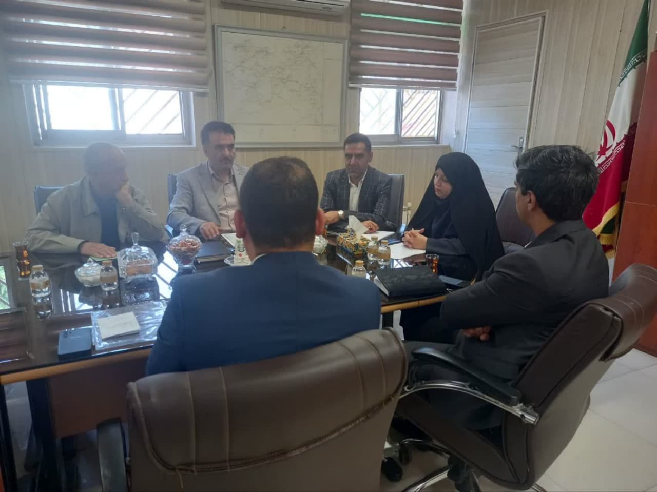 نشست هم اندیشی بخشدار مرکزی با مالک‌ زمین های معروف به غفاری