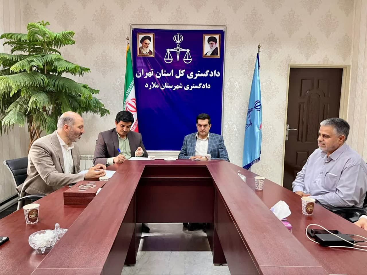کمیته مردمی قرارگاه ساماندهی آسیب های اجتماعی شهرستان ملارد تشکیل جلسه داد