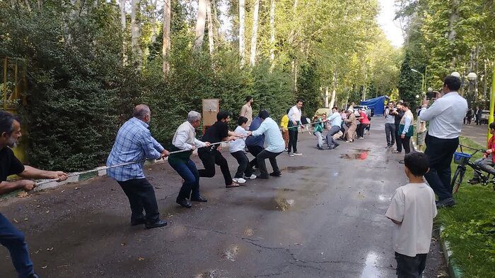 برگزاری همایش کوهپیمایی بانوان در ملارد