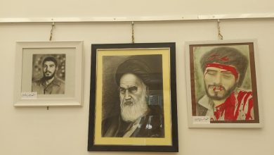 نمایشگاه نقاشی به مناسبت ارتحال امام خمینی (ره)
