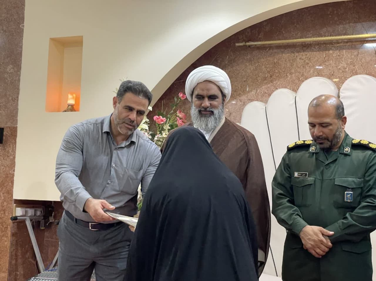 اعضای ستاد نمازجمعه ملارد تجلیل شدند