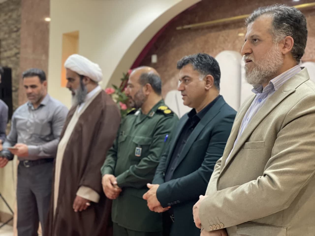 اعضای ستاد نمازجمعه ملارد تجلیل شدند