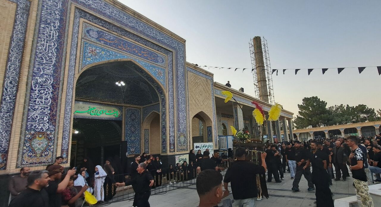 بقعه امامزادگان در ملارد میزبان سوگواران حسینی