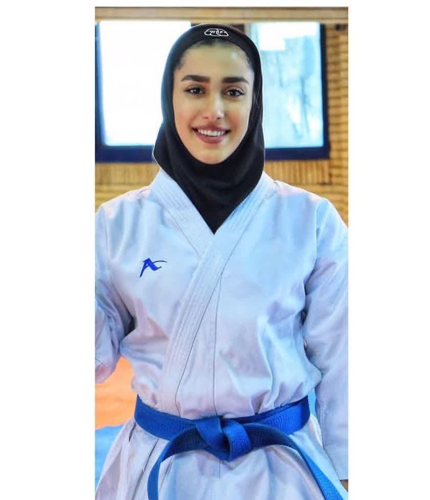 فاطمه صادقی