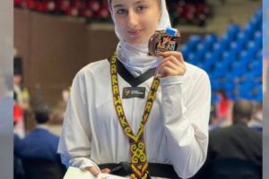 آیلار جامی دانش آموز ملاردی