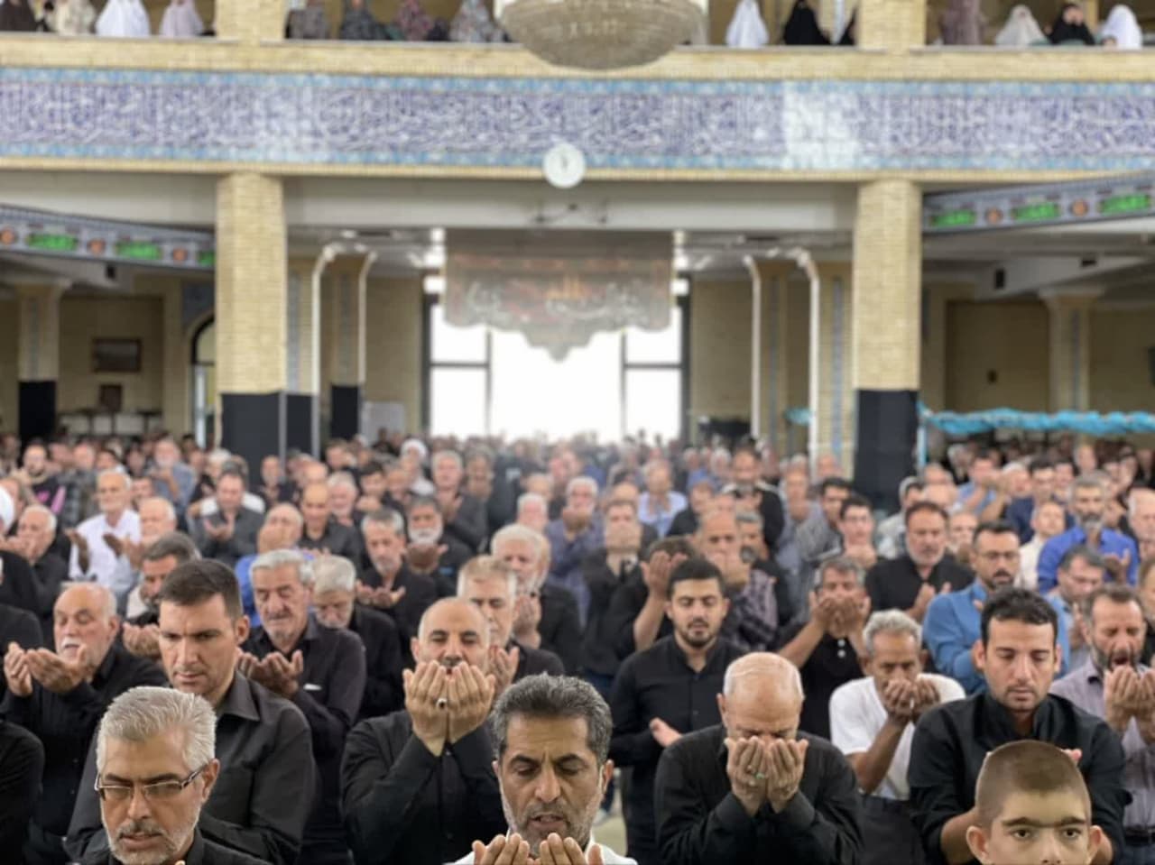 امام جمعه ملارد تقوای سیاسی، ضامن عزت و امنیت کشور است