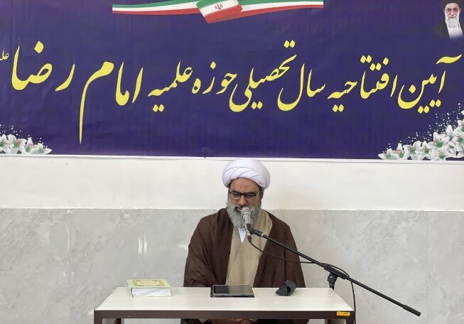 امام جمعه ملارد طلبگی شغل نیست بلکه یک تکلیف است