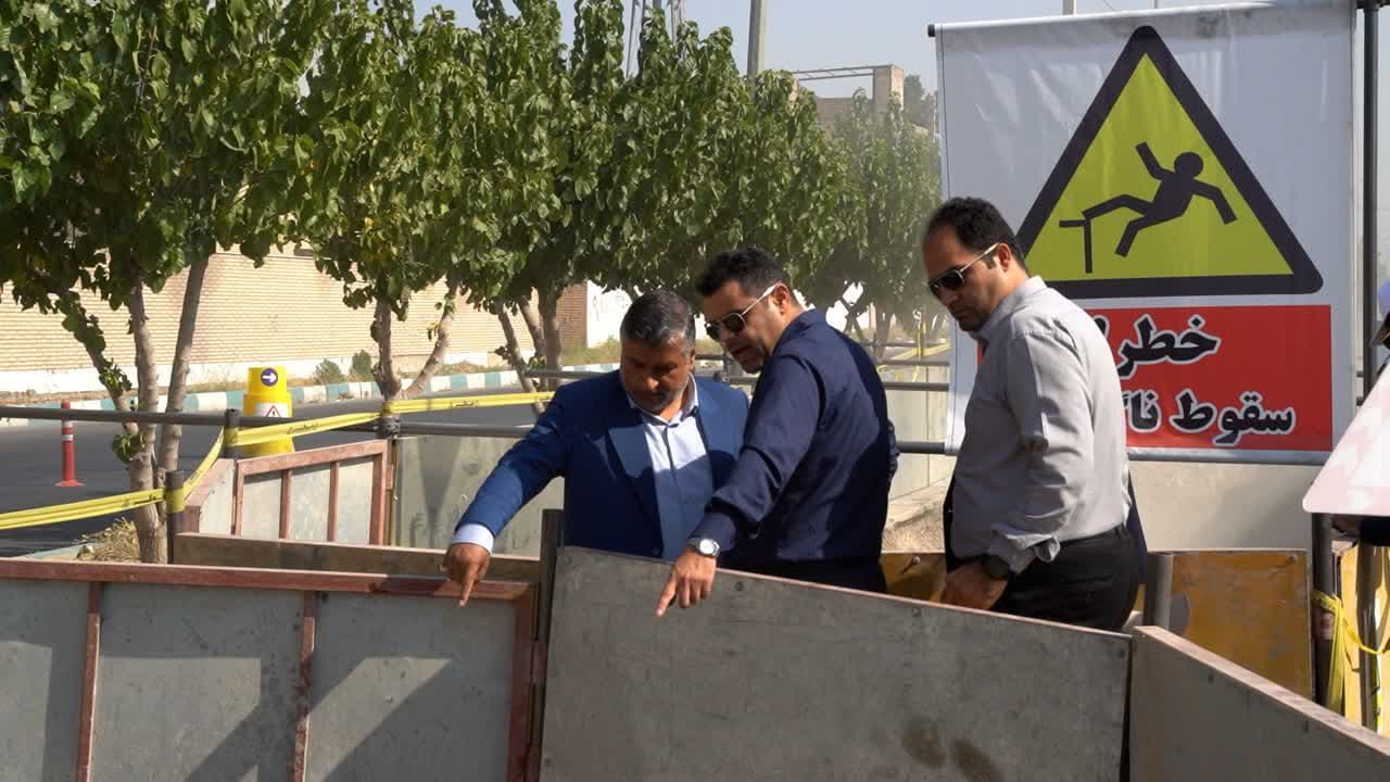 بازدید شهردار صفادشت از پروژه جمع‌ آوری فاضلاب و احداث تصفیه‌ خانه شهری